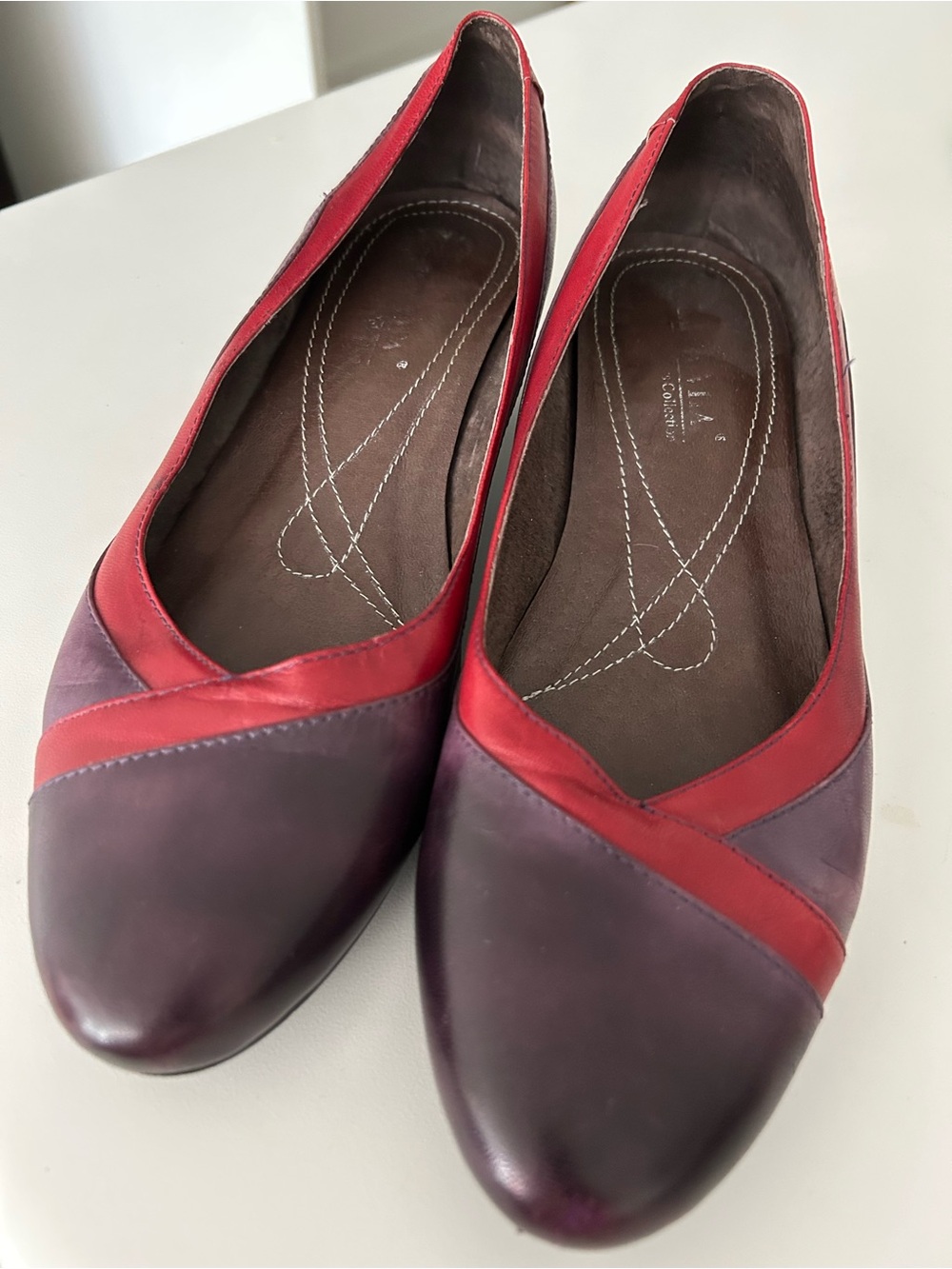 Women's Two-Tone Burgundy and Red Leather Shoes